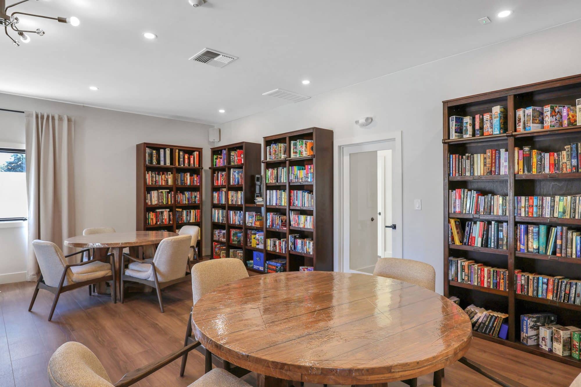 38 675 Parlanti Ln Sparks NV 89434 USA Dining room 0Z9A5285